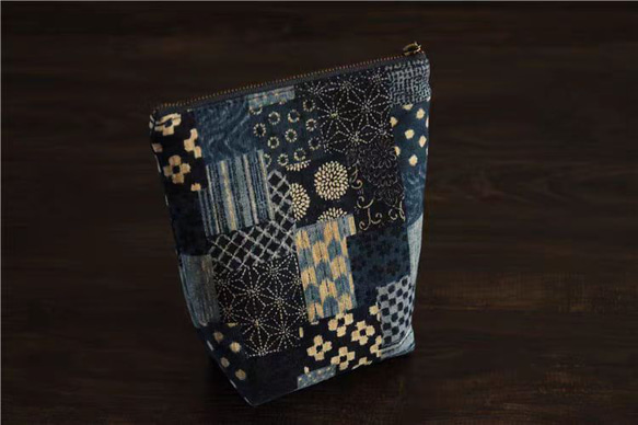 【受注制作】化粧品収納ボックス ポーチ 手縫い 収納バニティ 手提 伝統な藍染め 古い綿 コスメボックストラベルケース 1枚目の画像