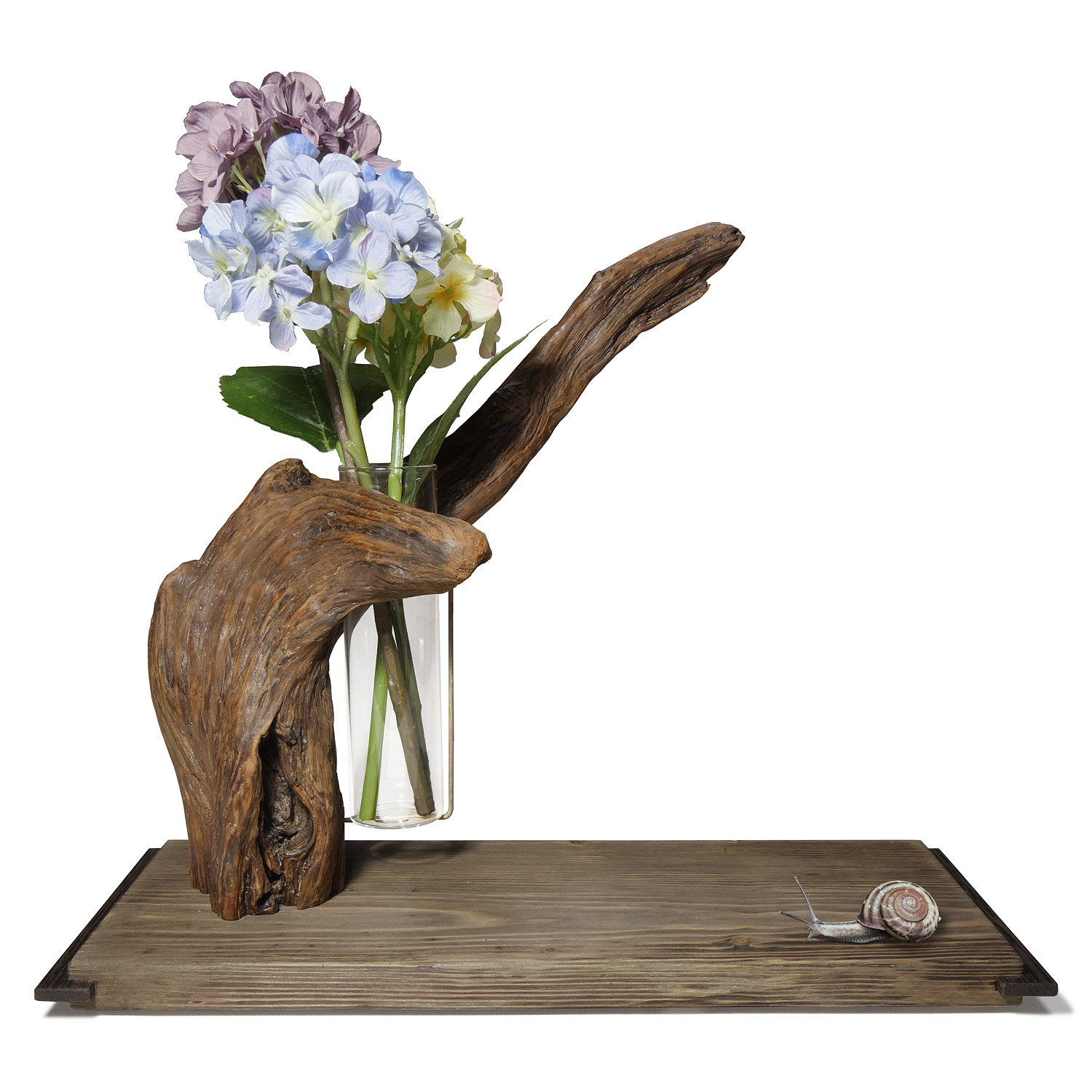 花器（五）　流木を加工した花器。一輪挿し。