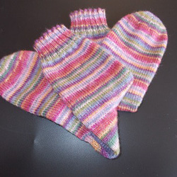 手編みの靴下　メリノウールで編んだ、絶妙な配色の靴下（女性用） 9枚目の画像