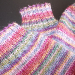 手編みの靴下　メリノウールで編んだ、絶妙な配色の靴下（女性用） 10枚目の画像