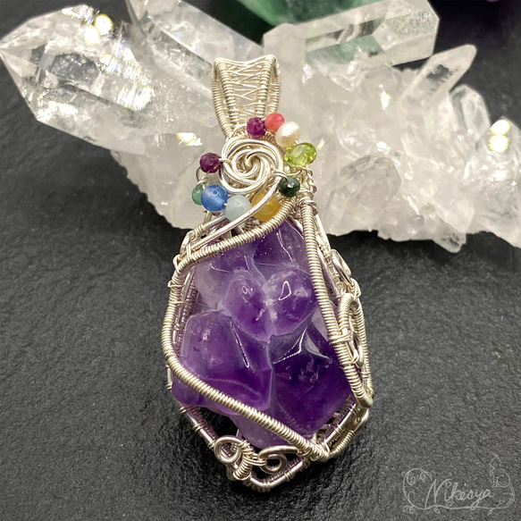 アメジストクラスターのペンダントトップ【ワイヤーアクセサリー
