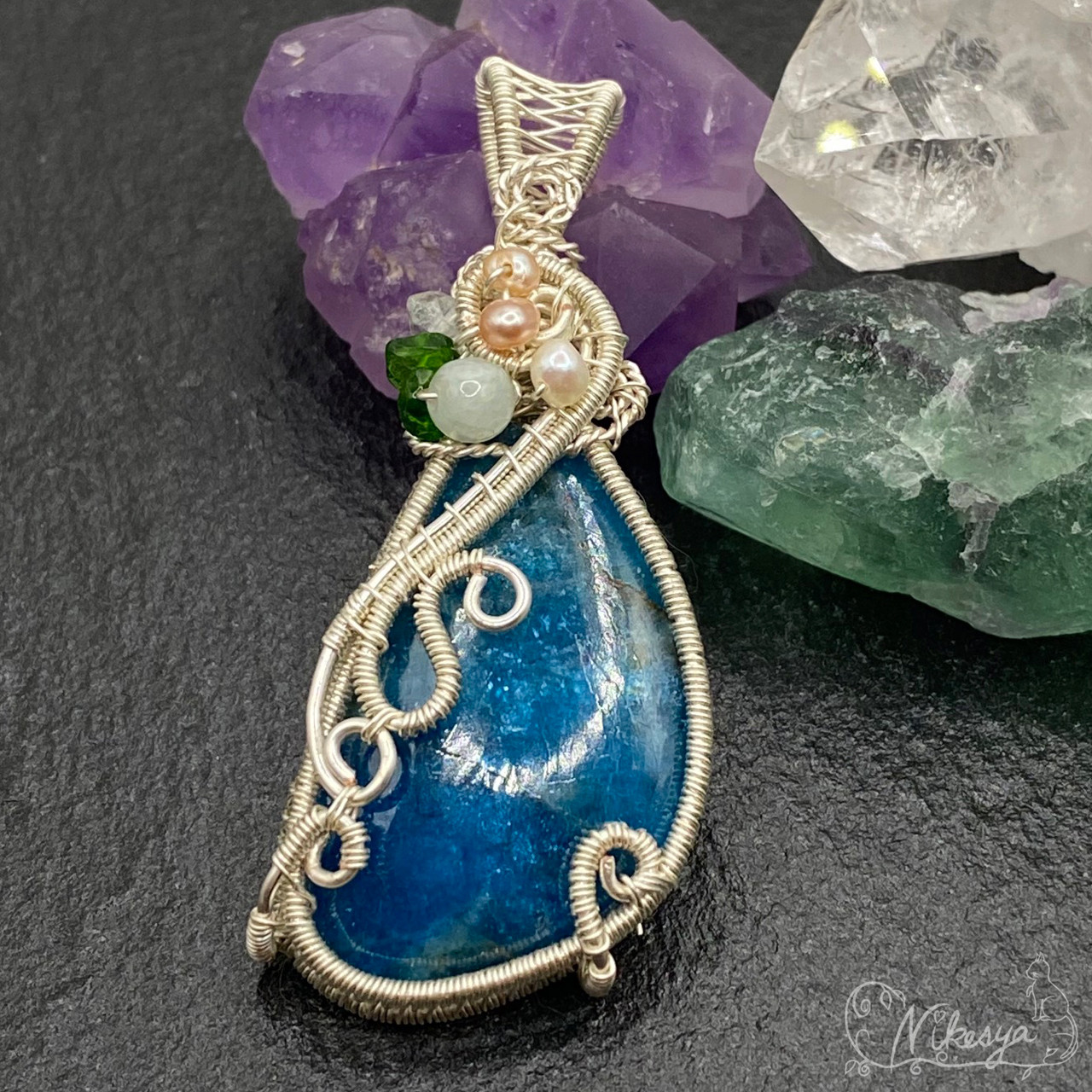 ブルーアパタイトのペンダントトップ【ワイヤーアクセサリー】【送料無料】