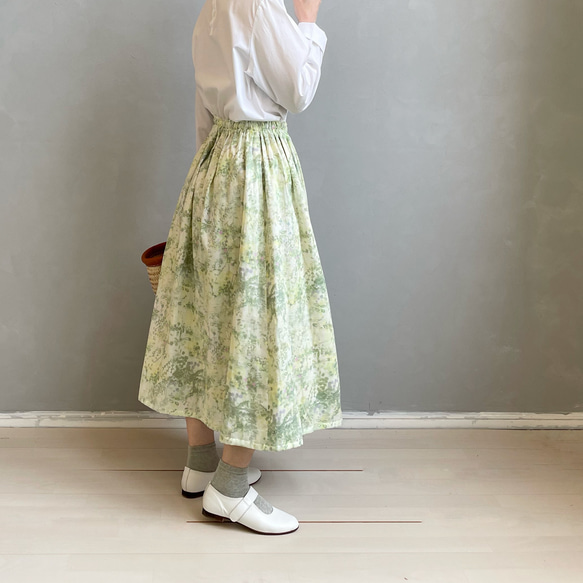 オリジナルテキスタイル「 花の庭 」フレアスカート。ダブルガーゼ。イエロー。【受注製作】 1枚目の画像
