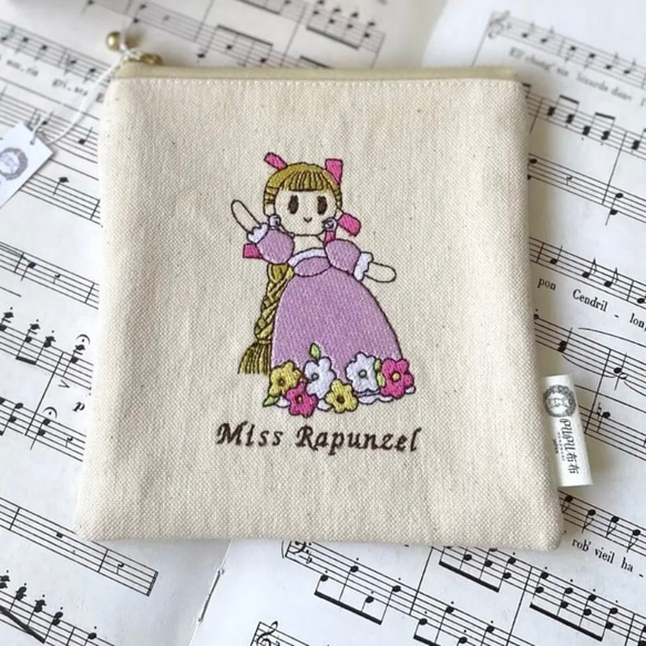 刺繍ポーチ✳︎オリジナルキャラクター✳︎シンプルポーチ✳︎プリンセス✳︎ぺたんこポーチ✳︎プレゼント 7枚目の画像