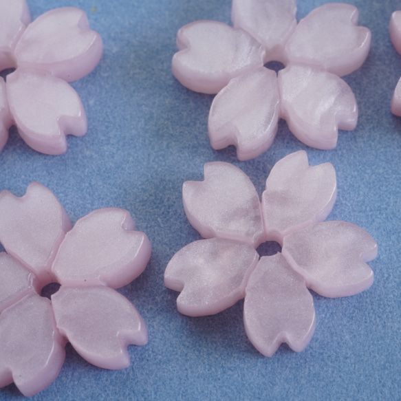 【10個】11mm 桜 のパーツ  薄ピンク ꕤ*.ﾟ 5枚目の画像