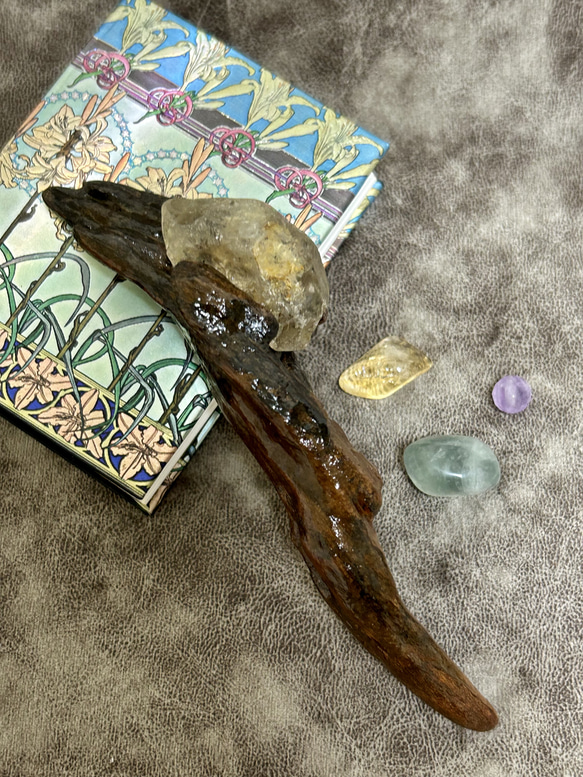 魔法の杖⭐︎古の杖⭐︎流木 1枚目の画像