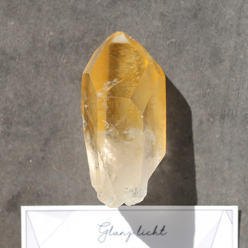 ゴールデンヒーラー クォーツ 原石 水晶 鉱物 希少石 天然石
