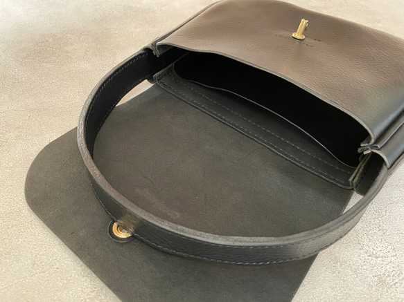 [イタリアンレザー ハンドバッグ] 本革 レトロバッグ [Cocoyard... ココヤード] ネブラスカ [イタリアンレザー ネブラスカ G1379532280(10500円)