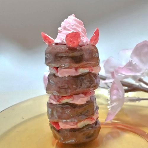 チョコとイチゴのコラボ！贅沢！チョコまみれのパンケーキタワー
