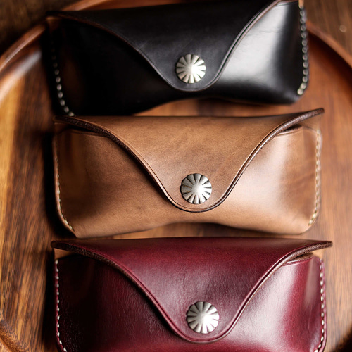 手作りの眼鏡ケース、HORWEEN社の本革製、レトロな耐圧性、3色から選択