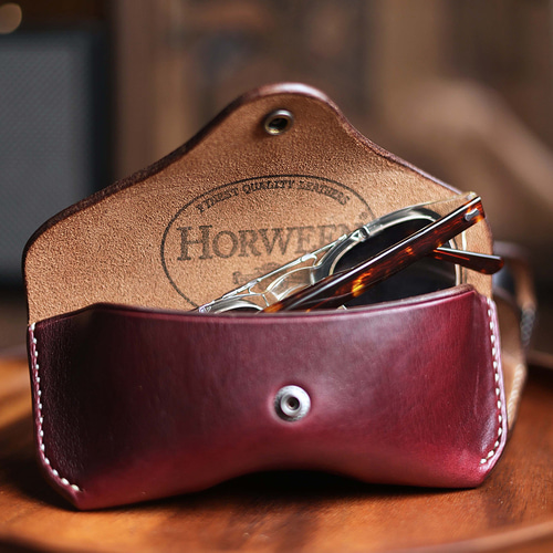 手作りの眼鏡ケース、HORWEEN社の本革製、レトロな耐圧性、3色から選択