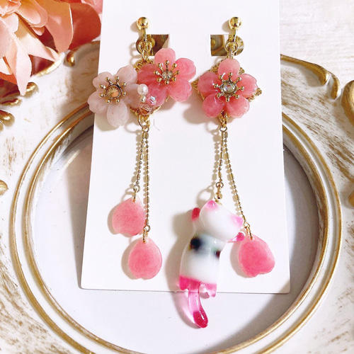 ピアス【 華猫 / はなねこ さくら 】イヤリングに変更可能 ピアス