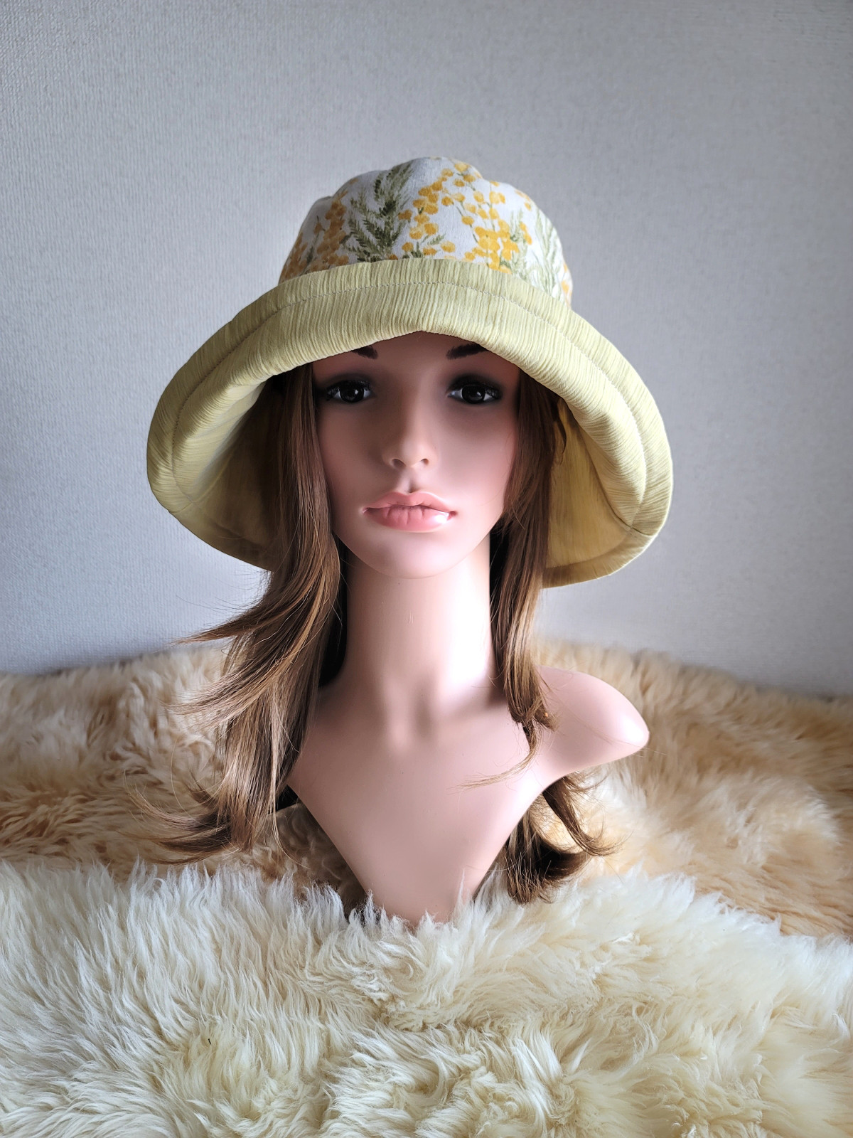 彩りミモザ★つば広プレーン帽子 8,140円