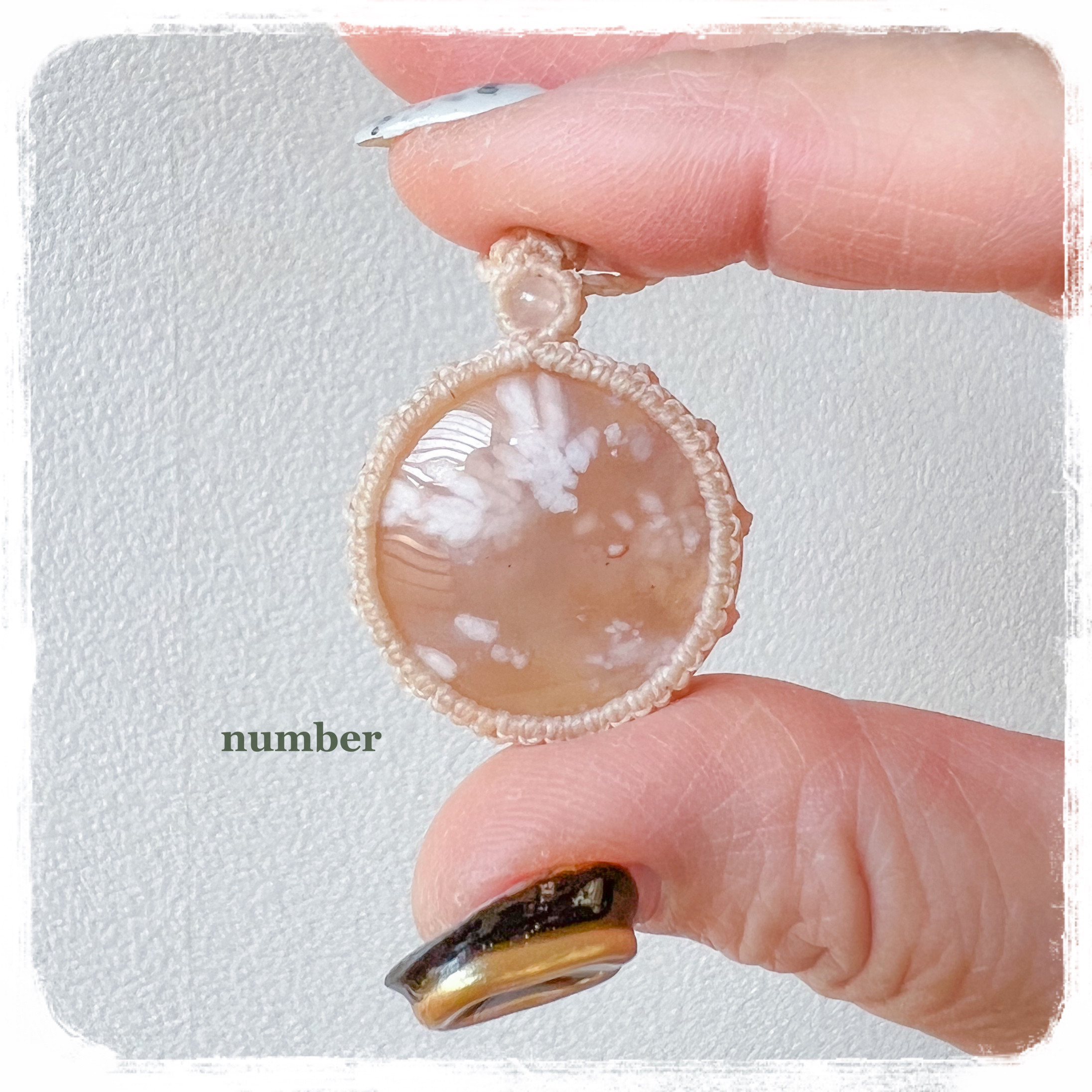 ★さくらの花の下★さくらアゲート（チェリーブロッサムアゲート）のマクラメネックレス★