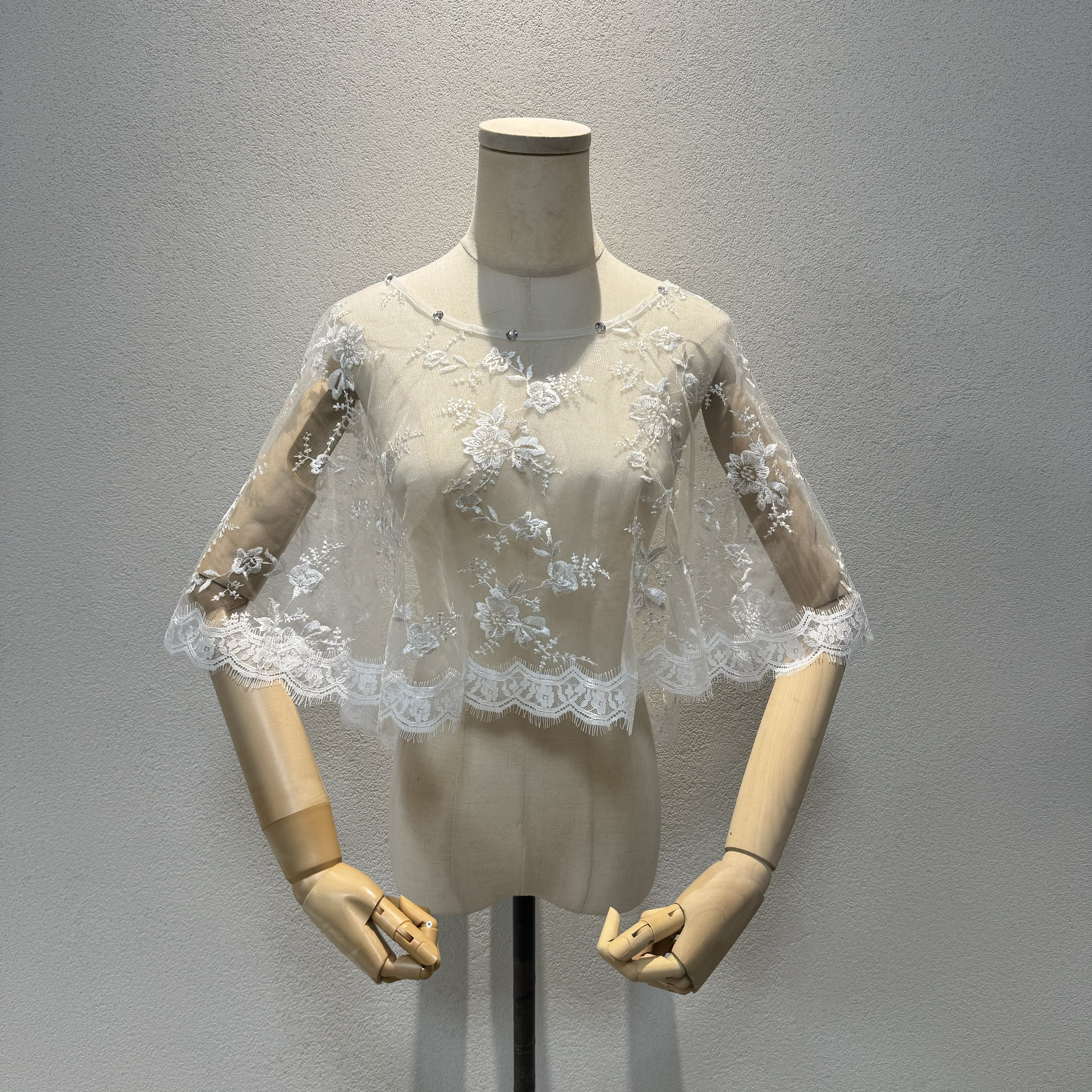 新着商品！優雅なケープ　ウェディングドレス　取り外し可能　可愛いショール　レース変更可能です　結婚式前撮り二次会品質保証