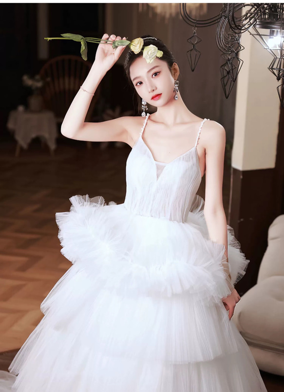 ウェディングドレス　フリル　チュールドレス　スパゲッティストラップ　二次会　前撮り（WD242121） wedding リボンワンピース 可愛い