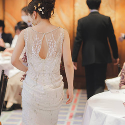 ヘッドドレス 結婚式　花嫁 ヘアアクセサリー ウェディング ブライダル　ゴールドフラワー ラフクォーツ ヘアピン 8枚目の画像
