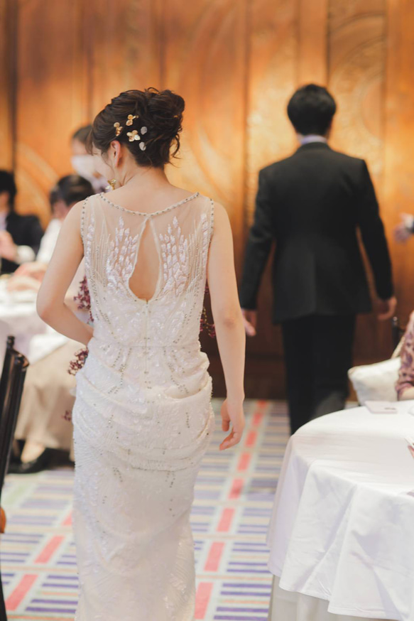 ヘッドドレス 結婚式　花嫁 ヘアアクセサリー ウェディング ブライダル　ゴールドフラワー ラフクォーツ ヘアピン 8枚目の画像