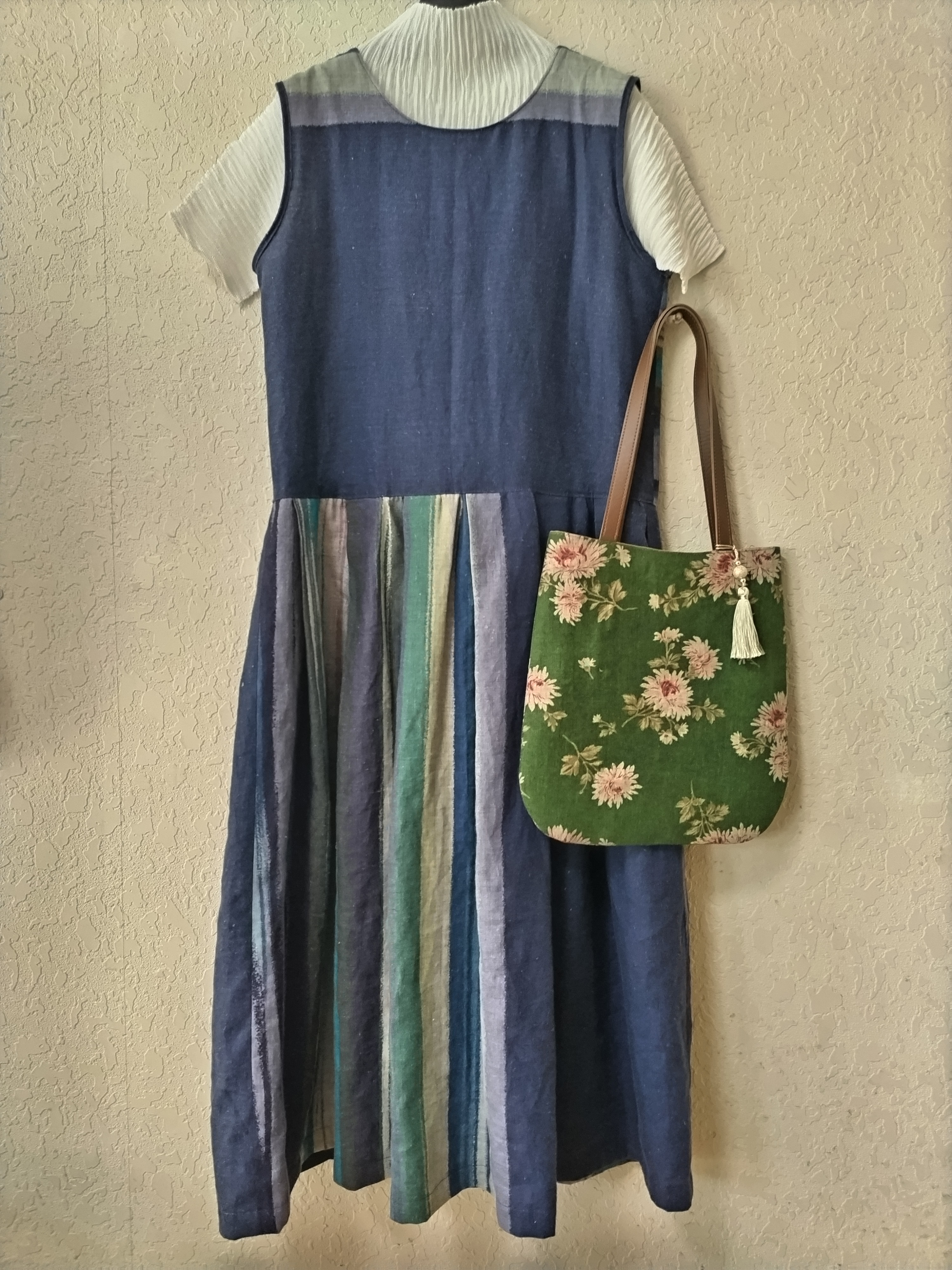 【送料無料】お出かけバッグ　トートバッグ　リネンバッグ　（花柄）革風持ち手