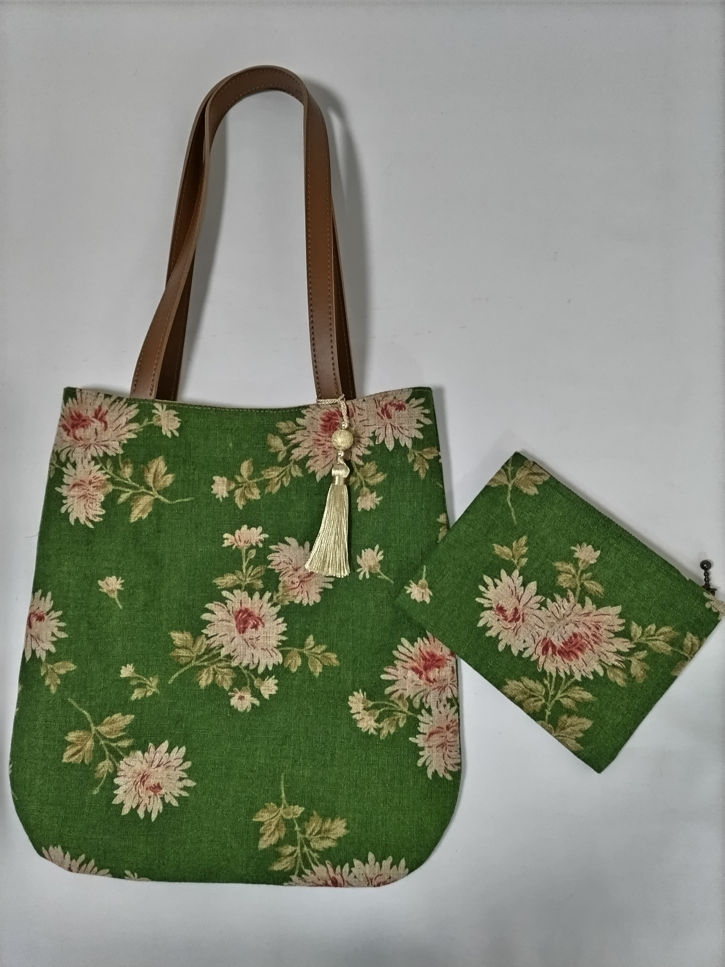 【送料無料】お出かけバッグ　トートバッグ　リネンバッグ　（花柄）革風持ち手トートバッグ