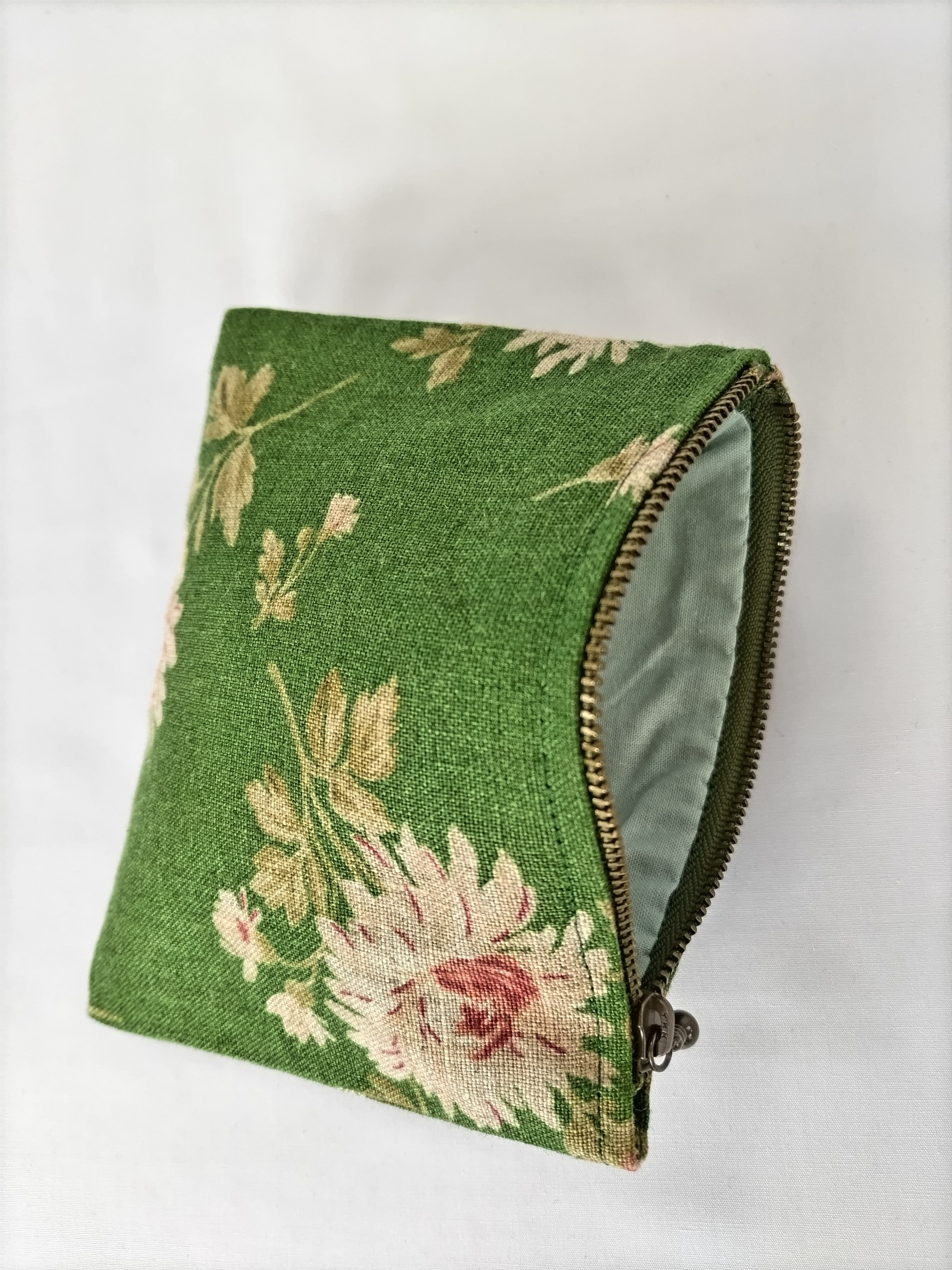 【送料無料】お出かけバッグ　トートバッグ　リネンバッグ　（花柄）革風持ち手