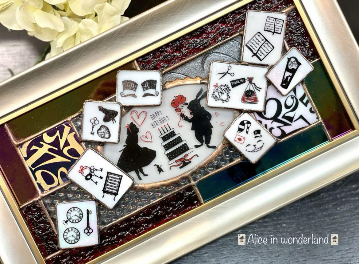 ステンドグラス　Alice in wonderland パネル ステンドグラス Alice in wonderland パネル その他インテリア
