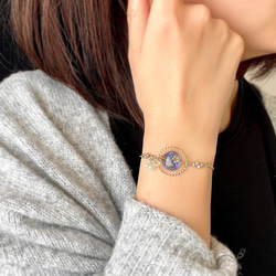 とても綺麗なブレスレットですね。 桜舞うブレスレット ٭❀* 温もりで色と煌めきが変わる 宇宙の
