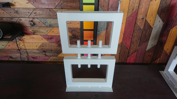 マットホワイトでアイアンな極太＆鉄管鉄脚♪ 50×400×650mm 呂