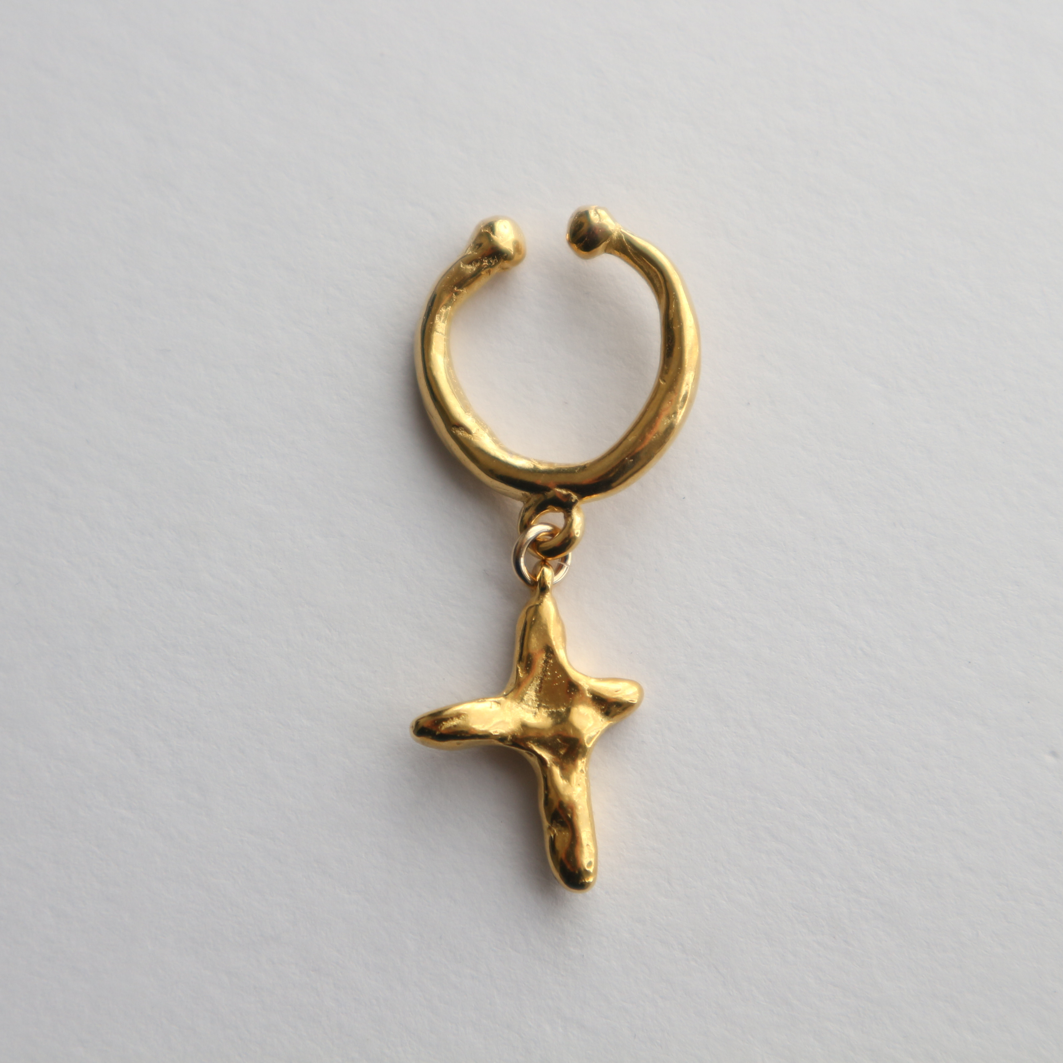 Cross ear cuff 6,424円