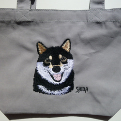 黒柴犬　刺繍トートバック　 2枚目の画像