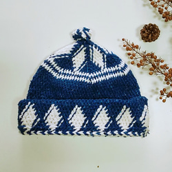 ウール100%  ニット帽　青　モロッコ　手編み　毛糸の帽子 2枚目の画像