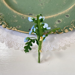 布花ブルーの小花が可愛いネモフィラのコサージュ。　母の日のプレゼントに 9枚目の画像