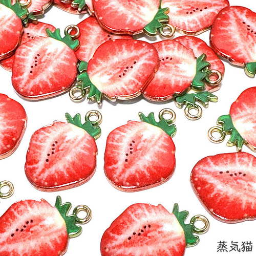 スライスいちごチャーム 6個【苺フルーツ素材 果物ピアス イヤリング