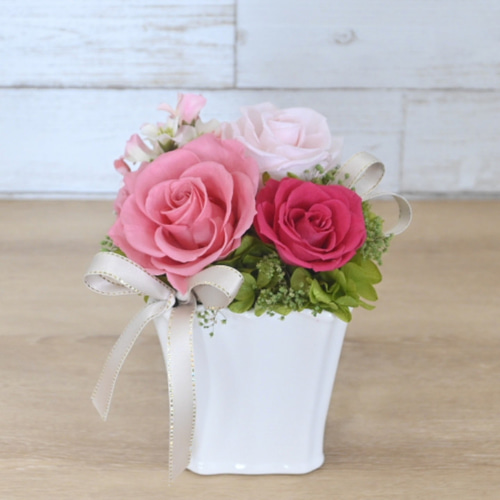 プリザーブドフラワー／ローズ 誕生日 お祝い 花 母の日 送別品 お礼