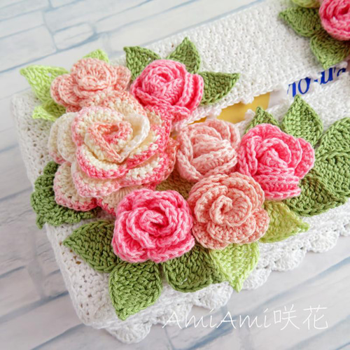薔薇のお花モチーフ付きティッシュボックスカバー/ハンドメイド