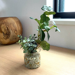 ■本物そっくり枯れない観葉植物■フェイクグリーン　葉　ガラス瓶　インテリア　ディスプレイ　グリーン　造花　ギフト 2枚目の画像