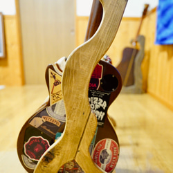 【24時間以内に発送】手作り木工　木製ギタースタンド （古材） ６本掛け 5枚目の画像