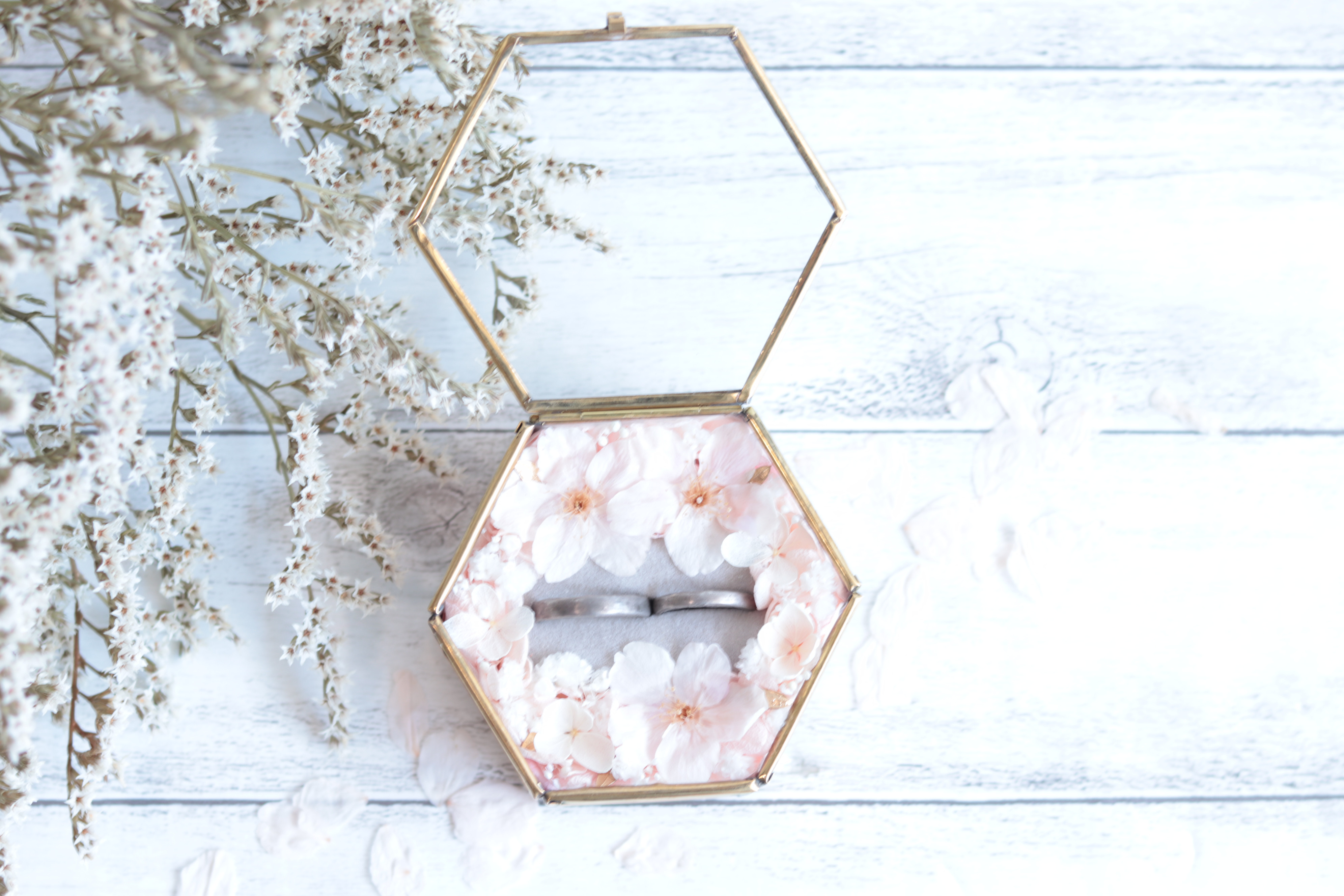 【カラーオーダーＯＫ】“春色さくら”のアンティーク小箱のリングピロー＊プリザーブドフラワー