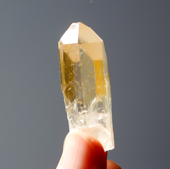 ゴールデンヒーラー グラウンディング 原石 水晶 鉱物 希少石 天然石 17枚目の画像