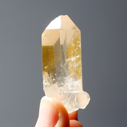 ゴールデンヒーラー グラウンディング 原石 水晶 鉱物 希少石 天然石 15枚目の画像