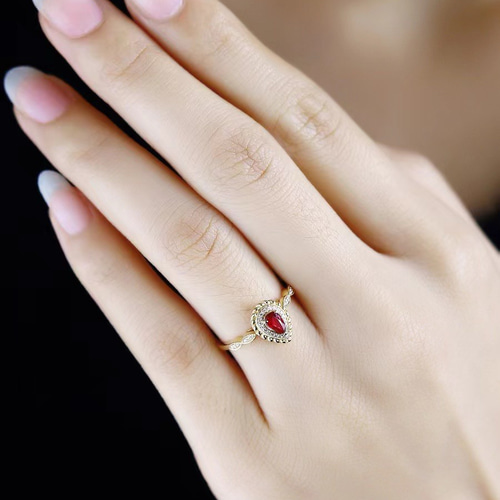 天然 ルビー 0.55ct ダイヤモンド K18 一粒 ダイヤ 指輪 リング 【公式