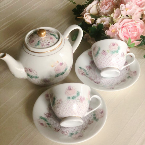 レーシーwhite・コーヒー紅茶兼用カップ＆ソーサー（陶磁器） 小皿