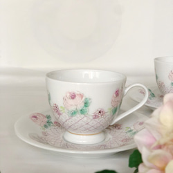 レーシーwhite・コーヒー紅茶兼用カップ＆ソーサー（陶磁器） 2枚目の画像