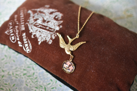 1848年アンティーク　ゴブレット　彩色インタリオガラス 1848年アンティーク ゴブレット 彩色インタリオガラス