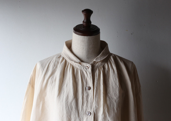 Linen open gather blouse "Sakura" 6枚目の画像