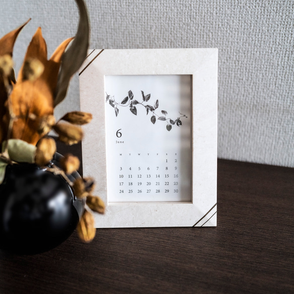 〈4月〜12月〉2024年カレンダー ボタニカル【ハガキ・ケースなし】 2枚目の画像