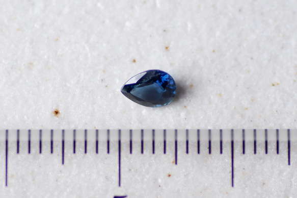 ブルー・サファイア＊ペアシェイプ・カット＊0.39ct＊5.0×4.0mm＊COS-050 6枚目の画像