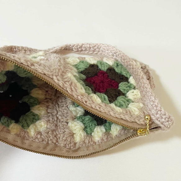 granny square shoulder bag(beige) 2枚目の画像