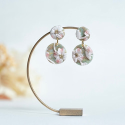 ハナミズキのピアス/イヤリング 5枚目の画像