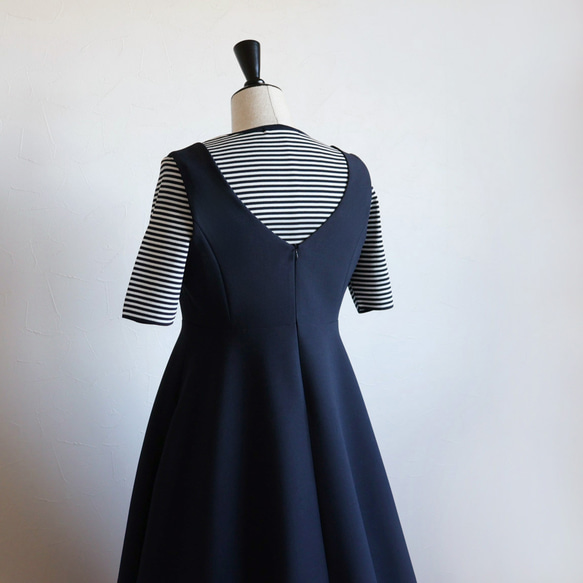 【3個尺寸選◎】V領優雅套頭裙【海軍藍】 第6張的照片